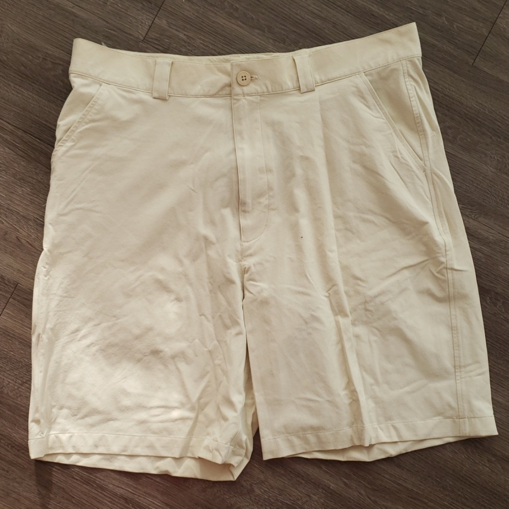 Under armour golf shorts